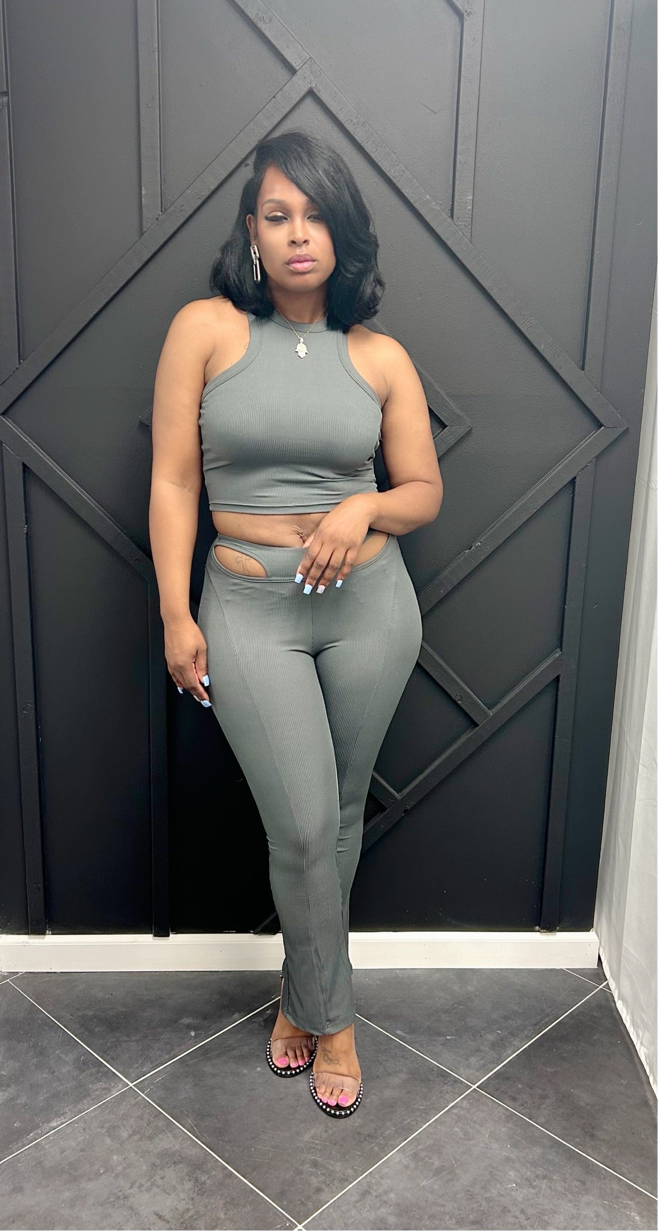 Gray Cutout Set